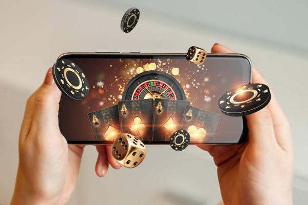 Discover Poker Games through the top online casinos for Casino Fans