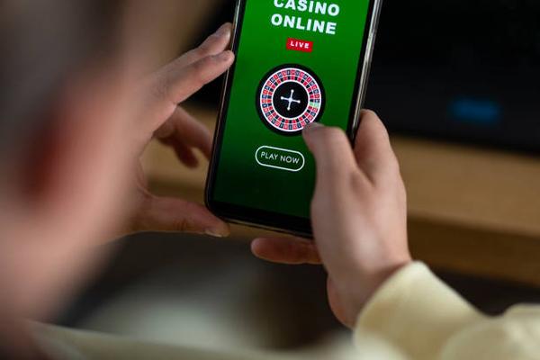 How Players Discover New Games at an online casino Singapore